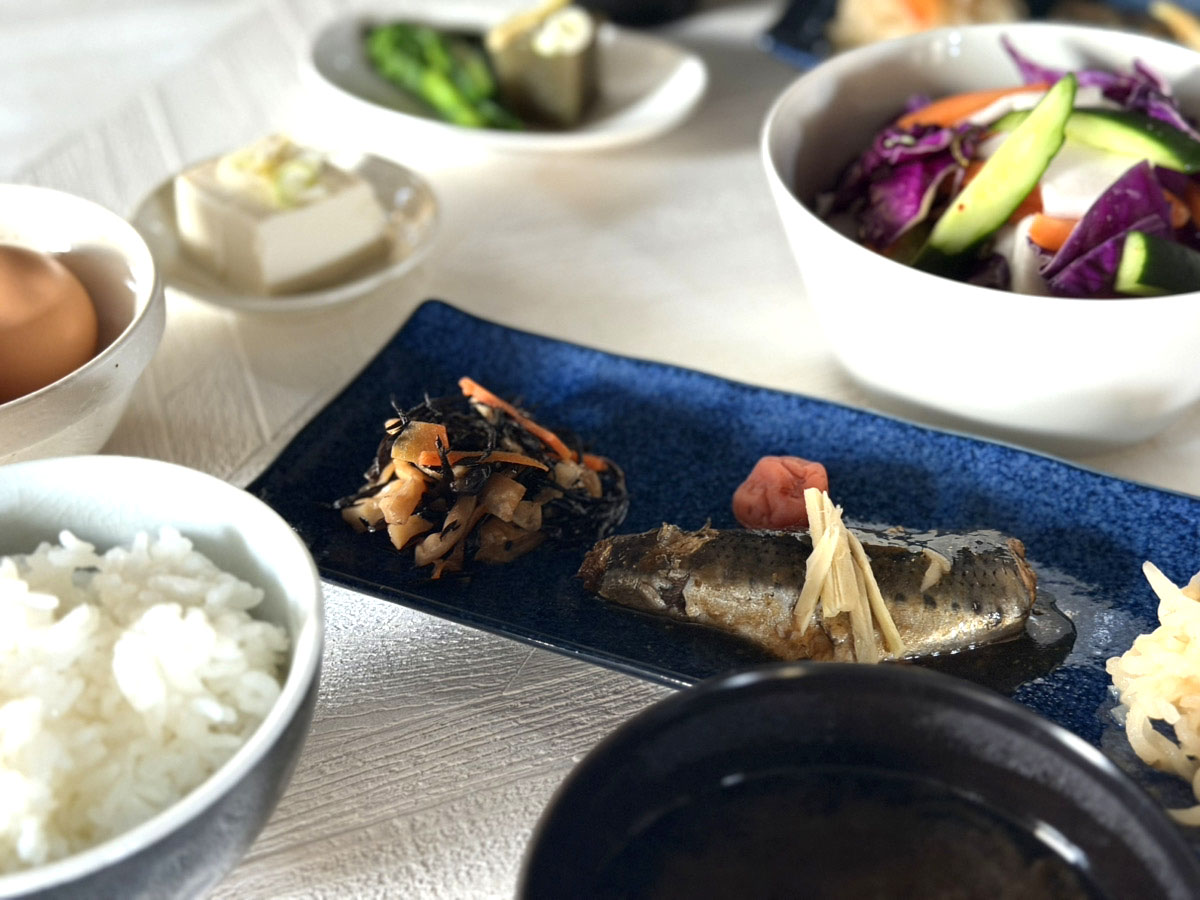 カラダ喜ぶ「島の朝ごはんセット」